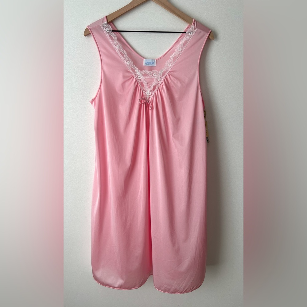 LORRAINE NWT Vintage Women’s Pink w/ White Lace Nightgown in Size Large